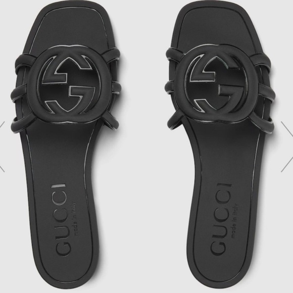 Gucci Shoes - New Authentic Guaranteed never worn Gucci WOMEN'S INTERLOCKING G SLIDE SANDAL 9
